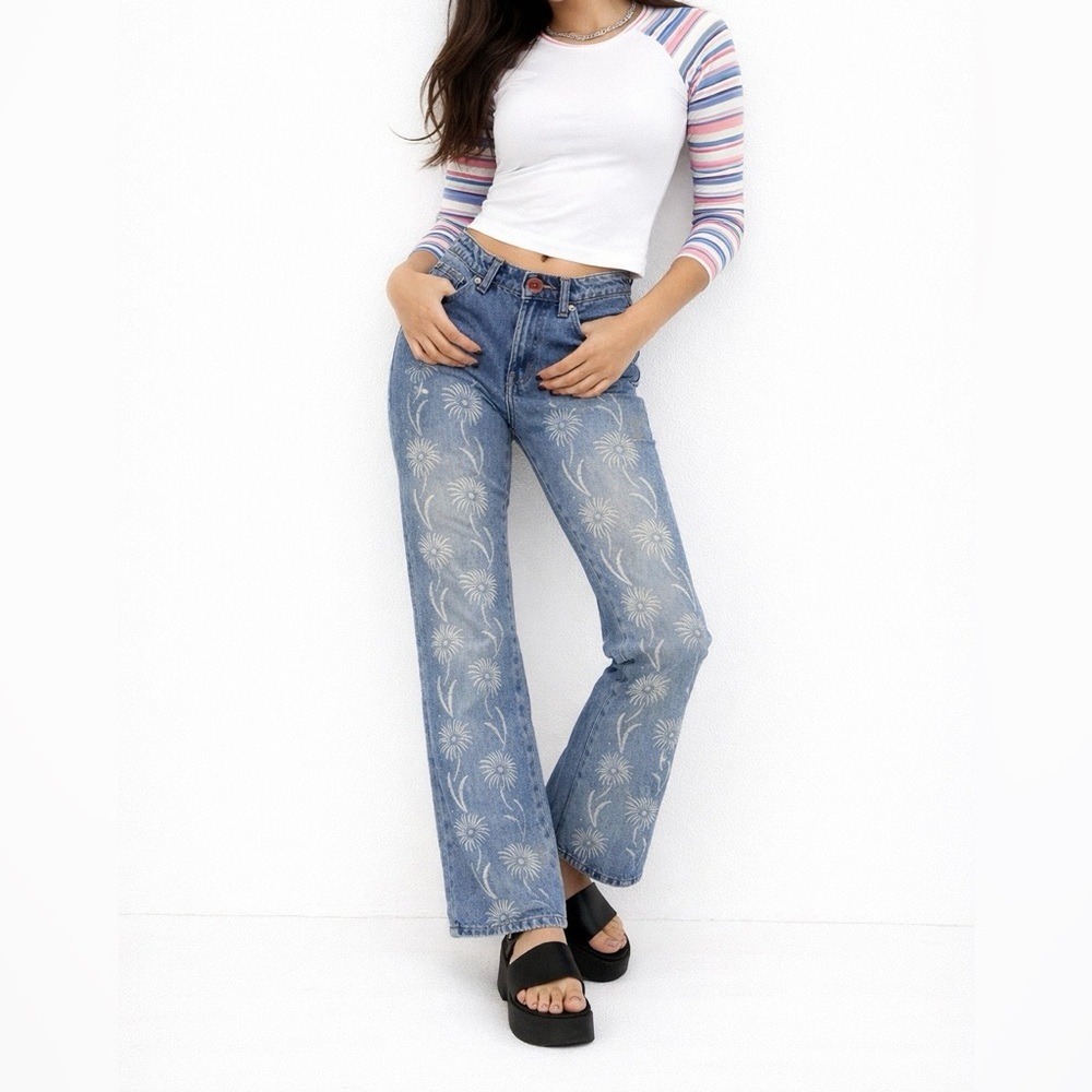 Vintage Y2K Paris Blues Floral Stamped Jeans Size 7